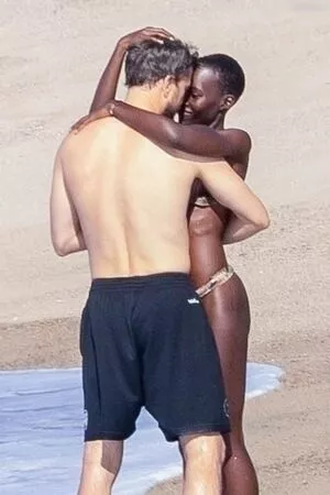 Lupita Nyong'o / lupitanyongo nude photo #0069