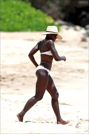 Lupita Nyong'o / lupitanyongo nude photo #0093