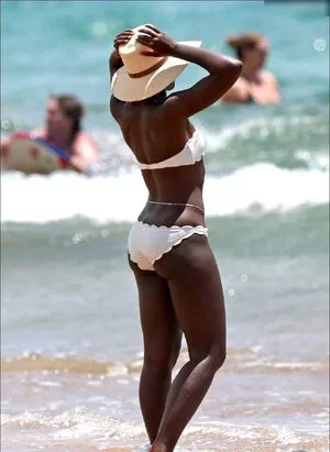 Lupita Nyong'o / lupitanyongo nude photo #0096