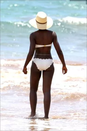 Lupita Nyong'o / lupitanyongo nude photo #0102