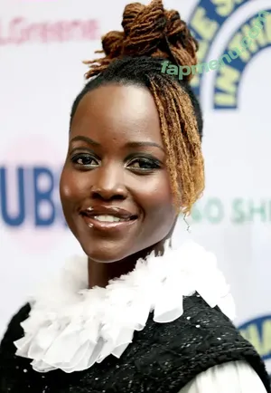 Lupita Nyong'o / lupitanyongo nude photo #0136