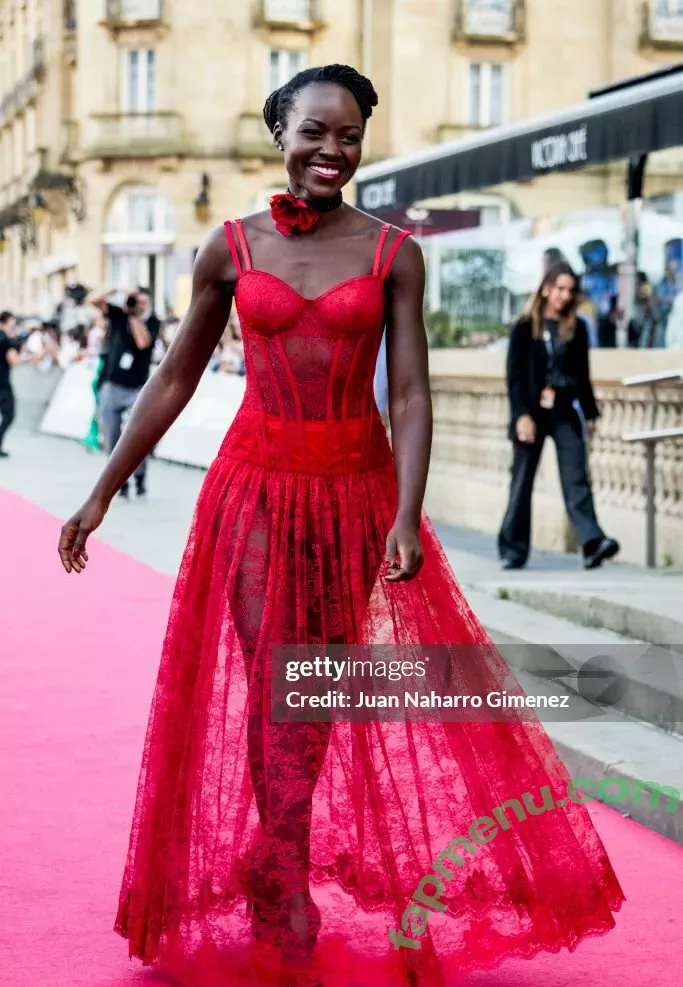 Lupita Nyong'o nude photo #0053 (lupitanyongo)