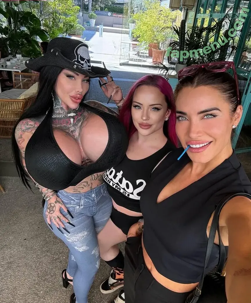 Lurciferadollx nude photo #0054 (LurciferaD / Mamievil_Lurcifera / mami_evil6)