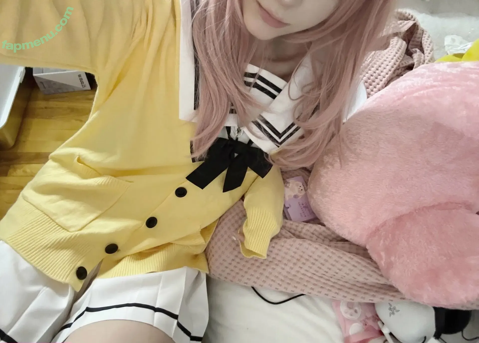 lurkicosplay nude photo #0012 (lurki14)