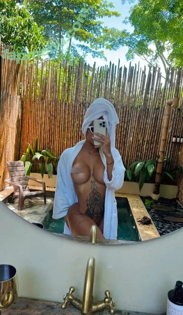 Luísa Fernanda nude photo #0011 (Luísa Fernanda)