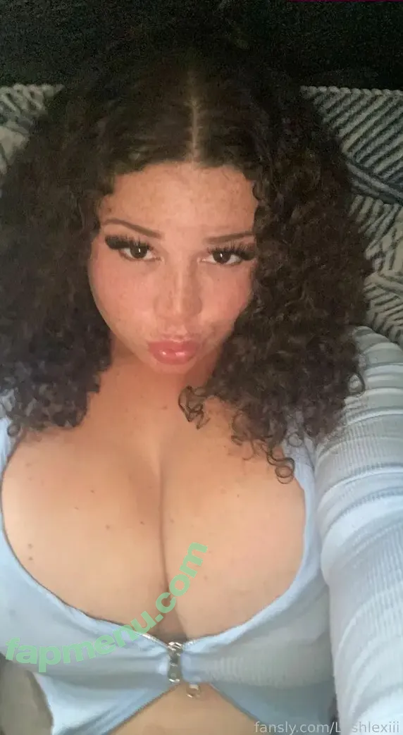Lushlexiii nude photo #0024 (lazylexiii)