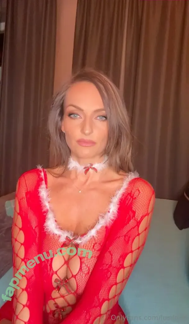 Lusilove nude photo #0064 (lusilove_369 / lusilove_xo)