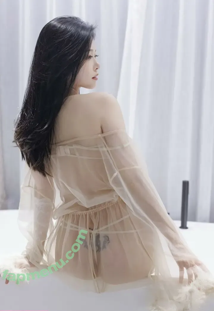 Luvian Ben Neng nude photo #0313 (Luvian Lee / Luvian本能 / luvian711 / luvianlee)