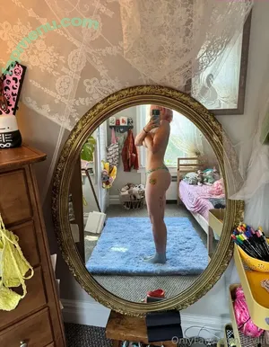 Luvliii / meatloafyyy / shmeatloafyyy nude photo #0299