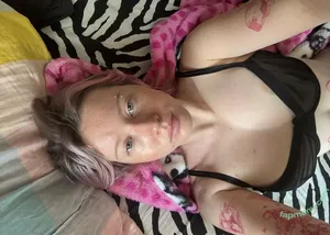 Luvliii / meatloafyyy / shmeatloafyyy nude photo #0334