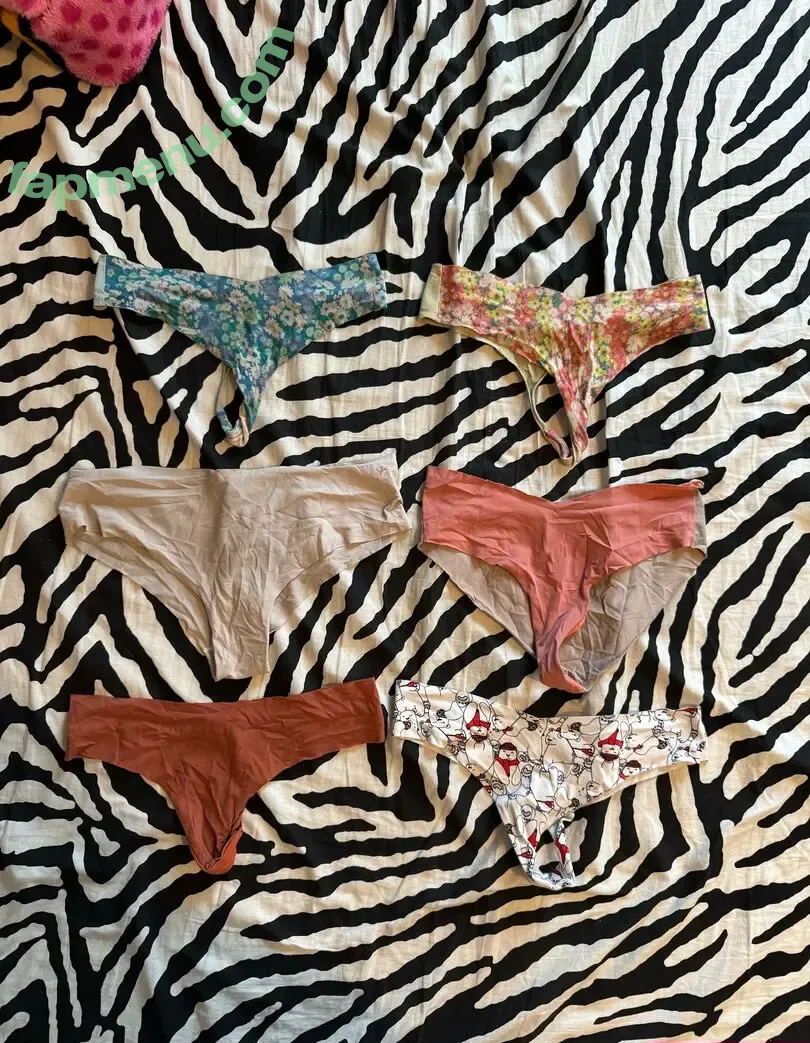 Luvliii nude photo #0323 (meatloafyyy / shmeatloafyyy)