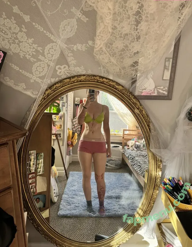 Luvliii nude photo #0346 (meatloafyyy / shmeatloafyyy)