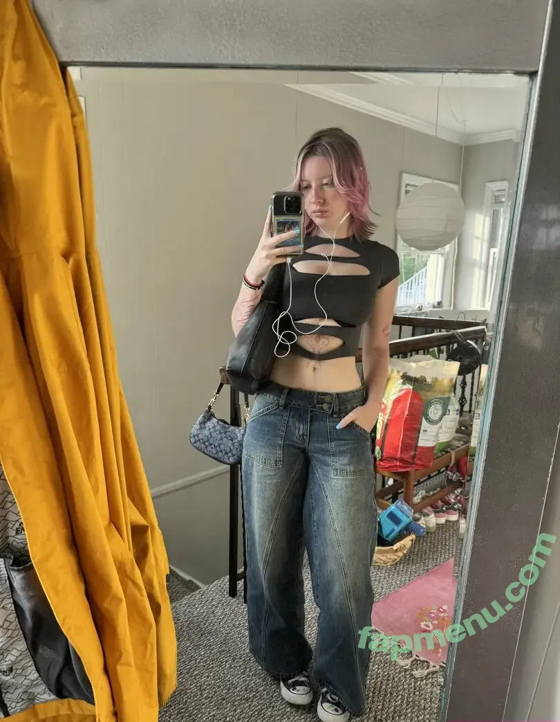 Luvliii nude photo #0351 (meatloafyyy / shmeatloafyyy)