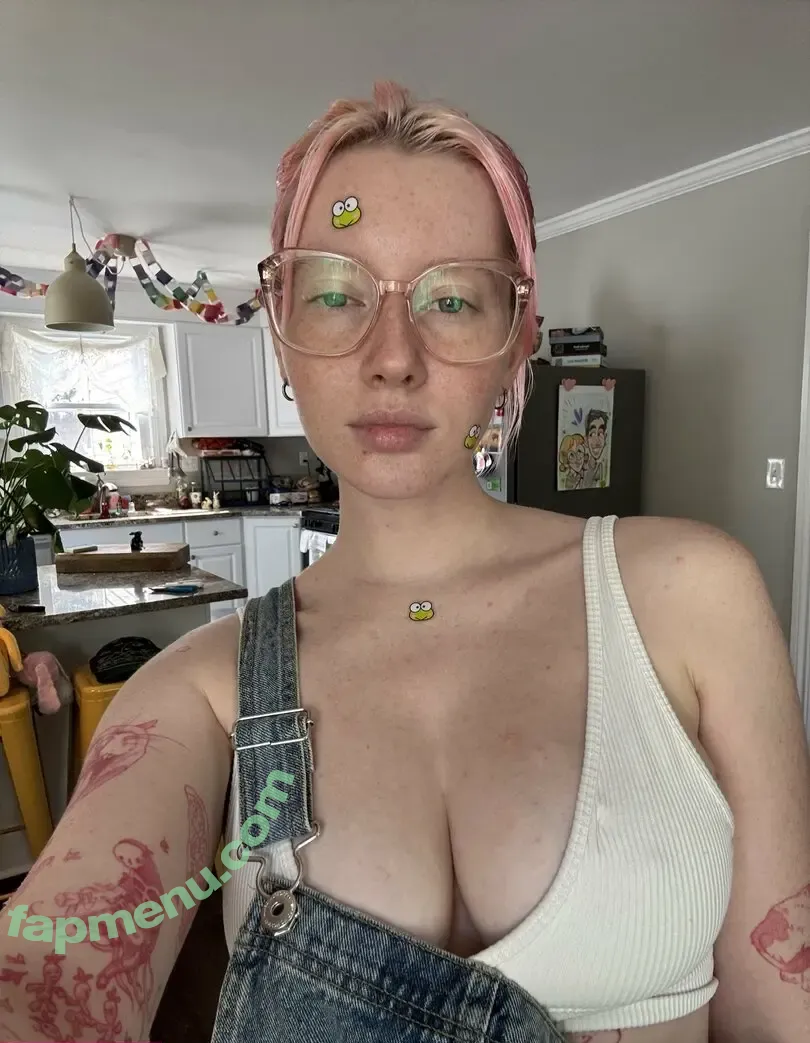 Luvliii nude photo #0360 (meatloafyyy / shmeatloafyyy)