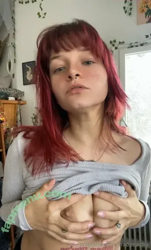 luvlymorbide / LADYATMOSPHERE / Sammymorbidee nude photo #0003