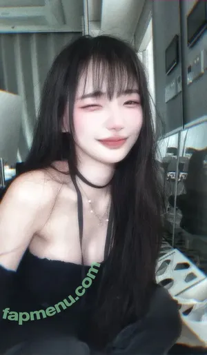Luvuhiki / Bibiuluv / iamriri / luvki15699 / ohsolovelyk / 리리 / 히키ひき nude photo #0056