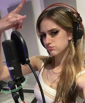 luweazl / Luisa nude photo #0454