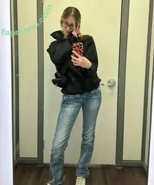 luweazl / Luisa nude photo #0460