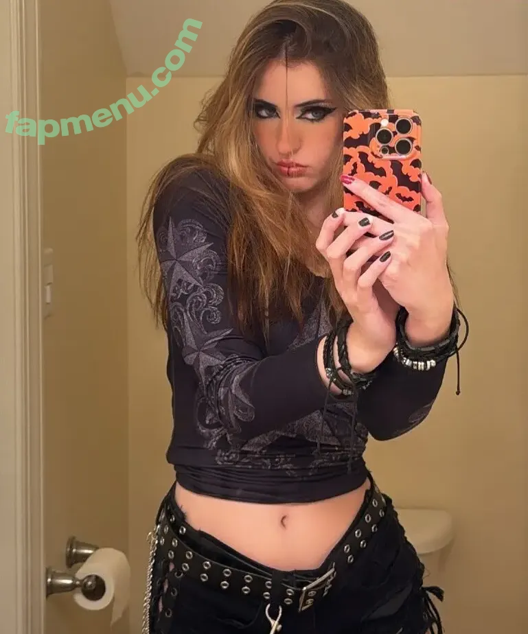 luweazl nude photo #0456 (Luisa)