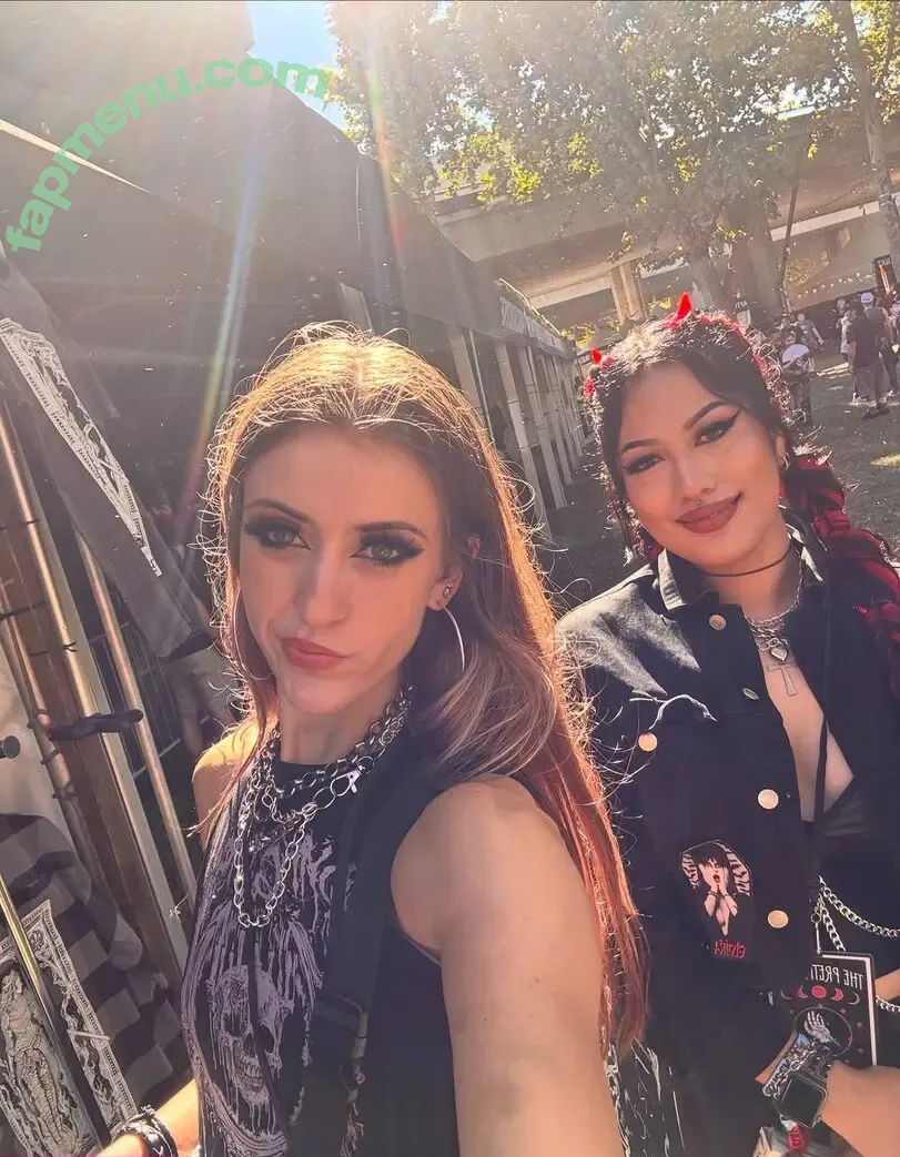 luweazl nude photo #0471 (Luisa)