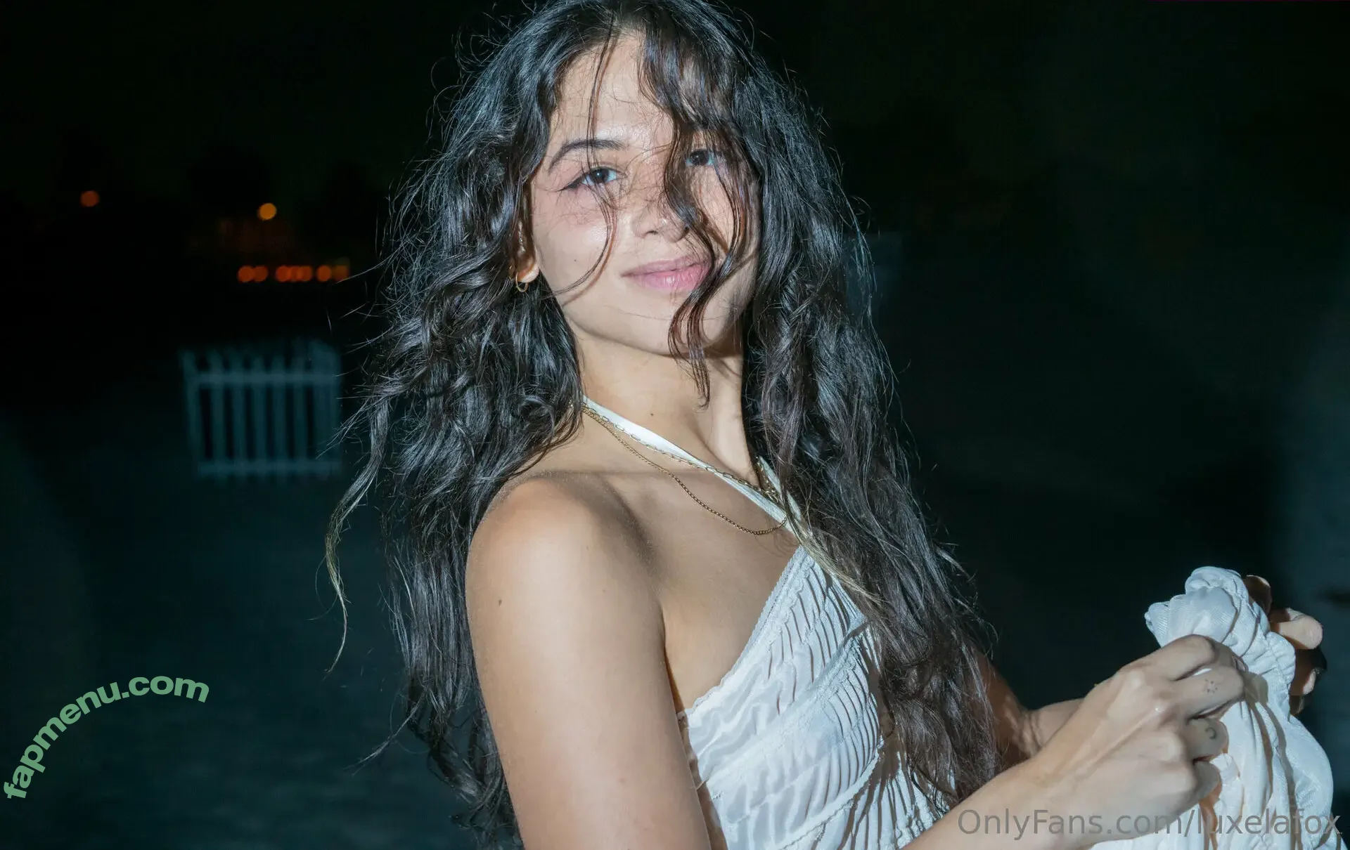 luxelafox nude photo #0003 (luxelafox)
