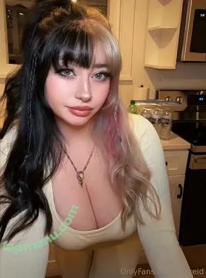 luxireid / fatgirlfedup nude photo #0013