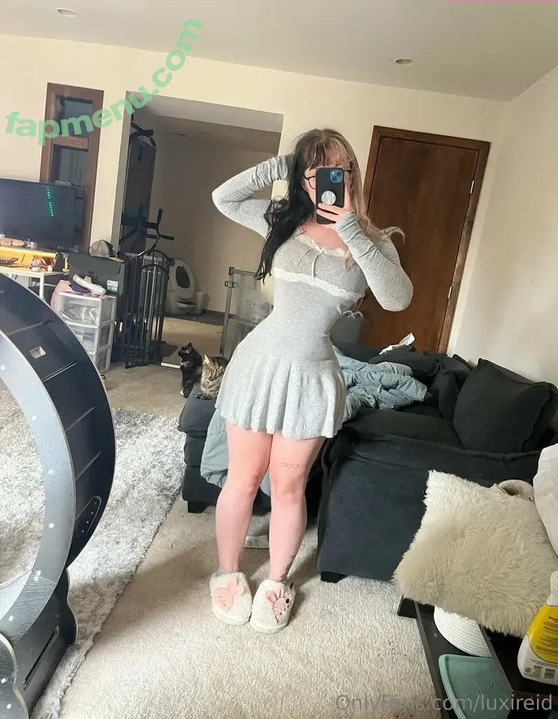 luxireid nude photo #0016 (fatgirlfedup)
