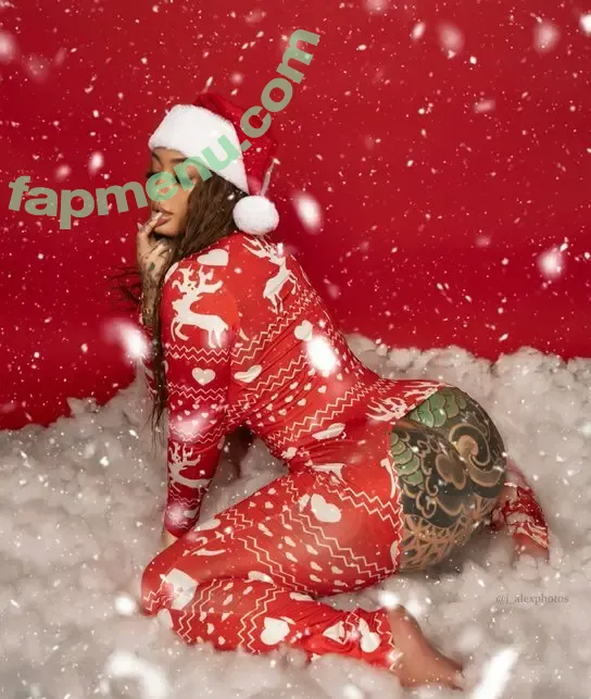 Luxurious Larue nude photo #0010 (luxuriouslarue)