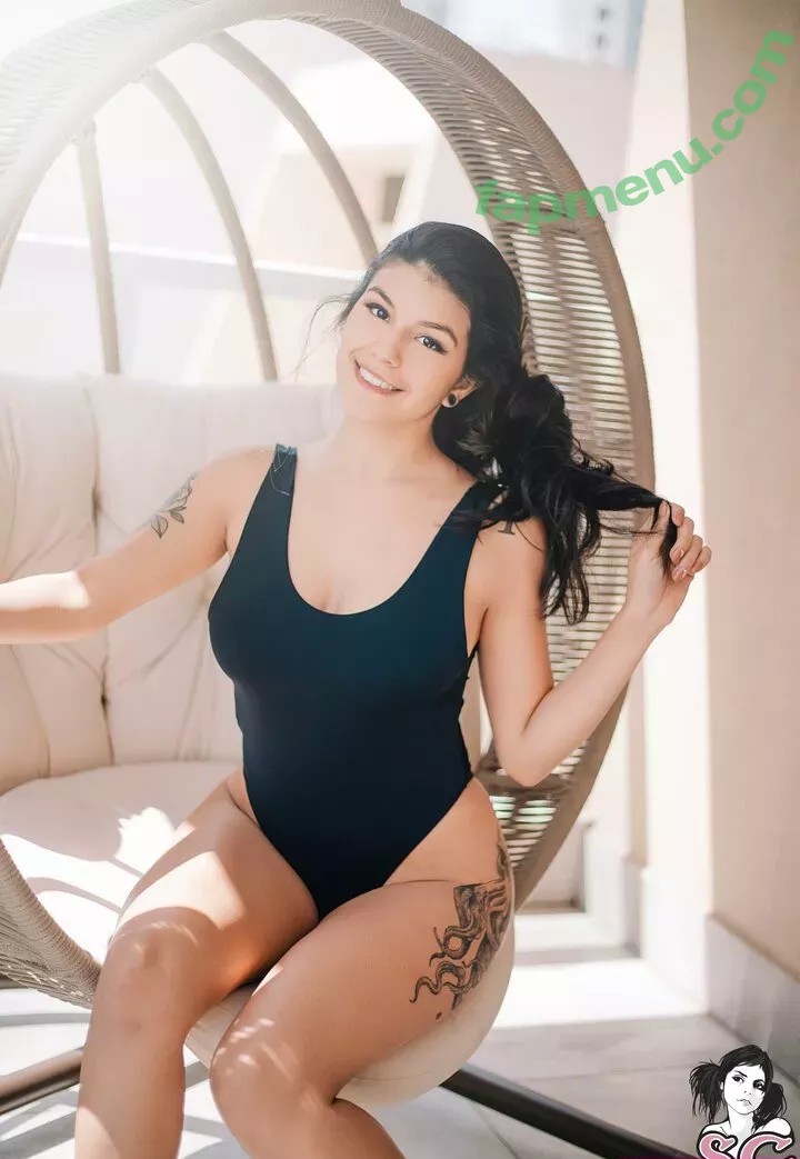 Luxx nude photo #0007 (d3mon_lux / demon.lux / luxxlaine)