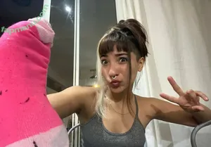 luzgyal / luzygirl nude photo #0054