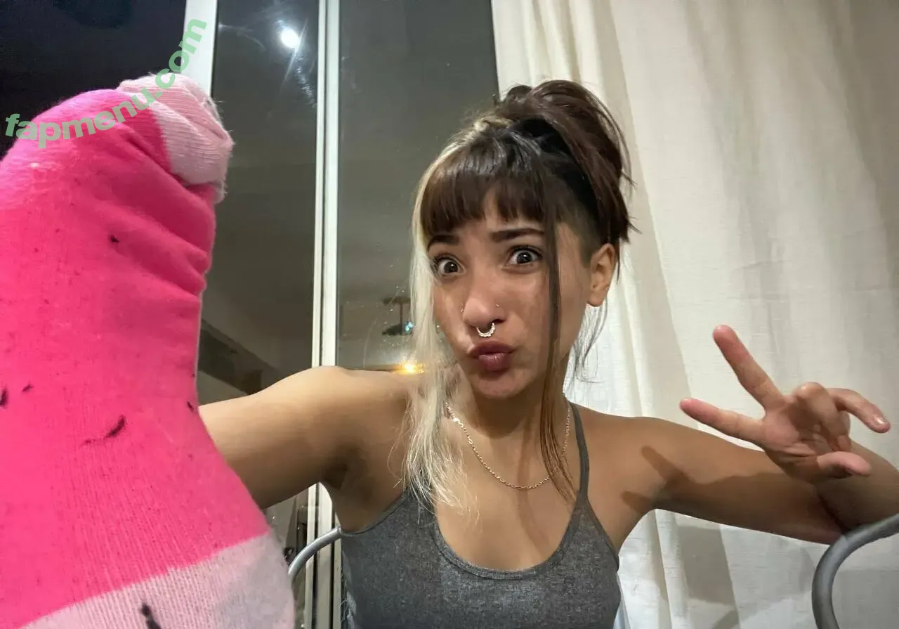 luzgyal nude photo #0054 (luzygirl)