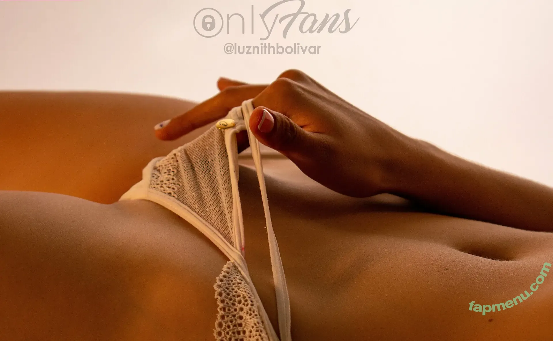 luznithbolivar nude photo #0066 (Luznith Bolivar / luznith)