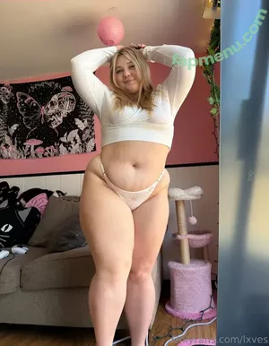 lxves / lxves._ nude photo #0159