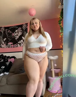 lxves / lxves._ nude photo #0163