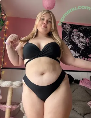 lxves / lxves._ nude photo #0205