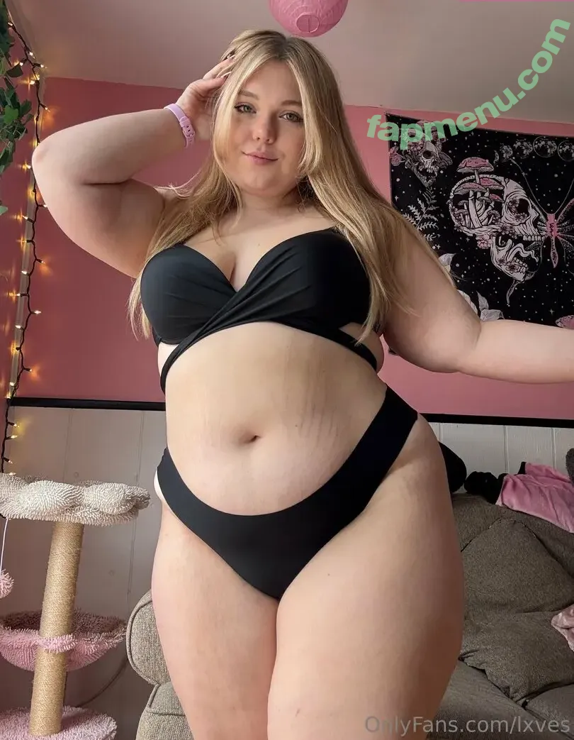 lxves nude photo #0204 (lxves._)