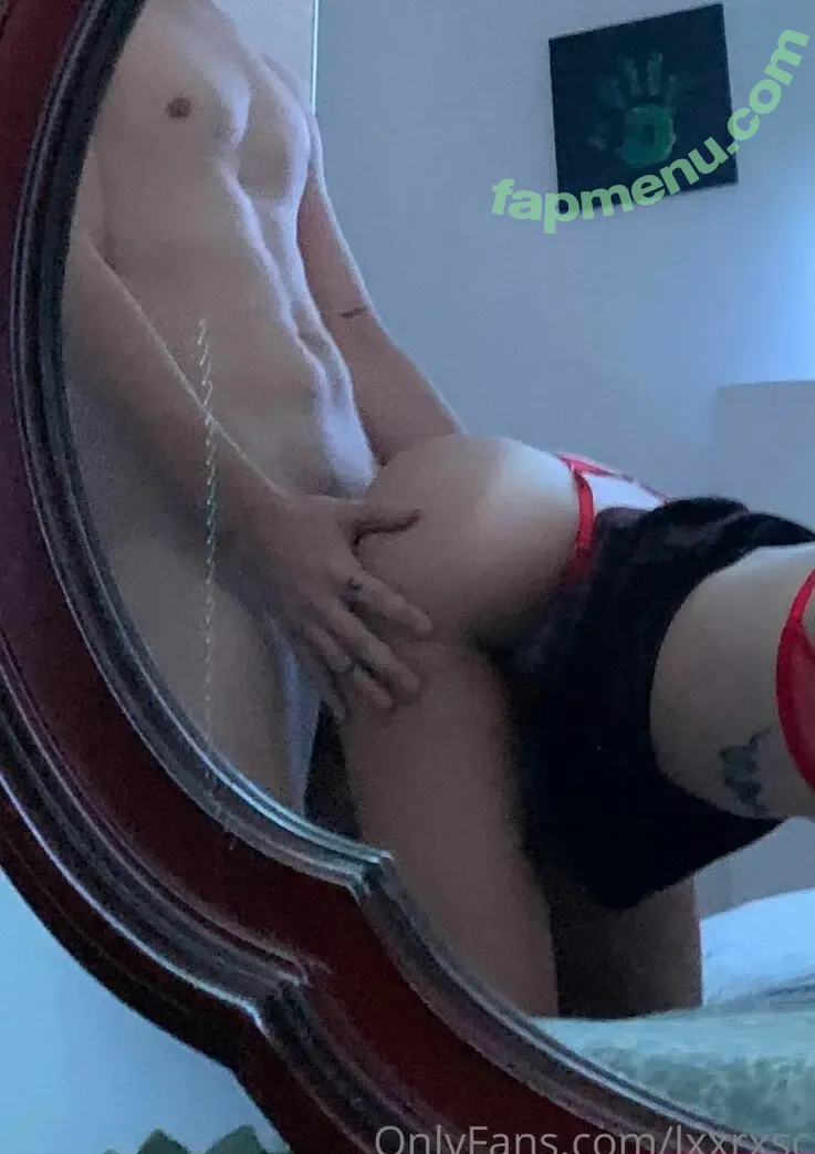 Lxxrxsc nude photo #0097 (Laura Suarez)