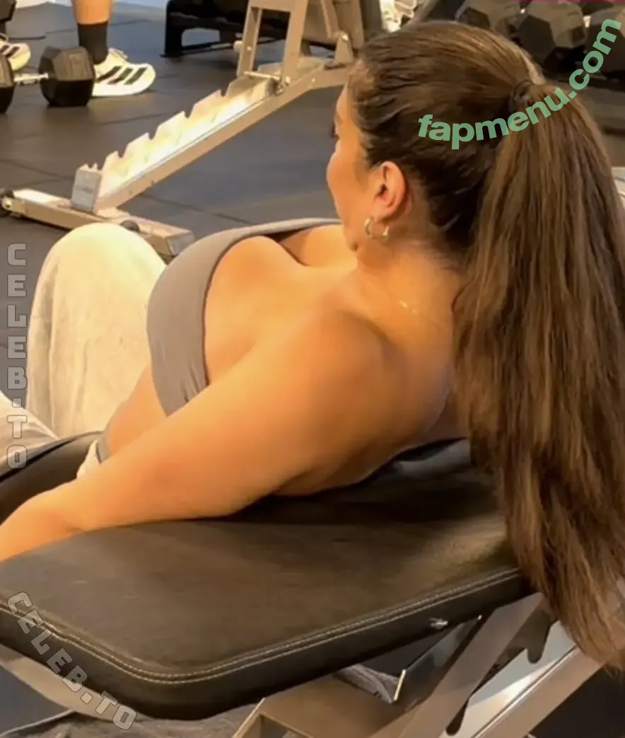 Lya Aylin nude photo #0359 (Lya.Aylin)