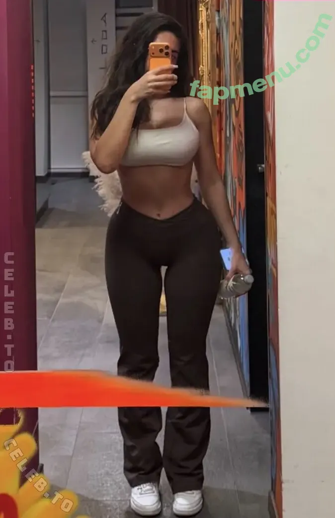 Lya Aylin nude photo #0378 (Lya.Aylin)