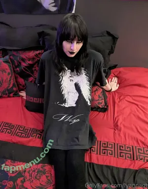 lyannaqt / LyannaaQT nude photo #0081