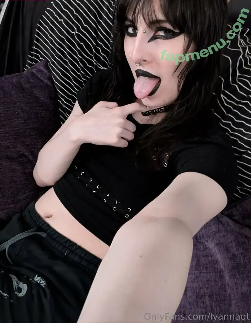 lyannaqt nude photo #0034 (lyannaqt)