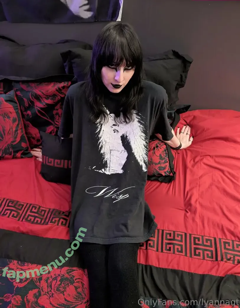 lyannaqt nude photo #0081 (LyannaaQT)