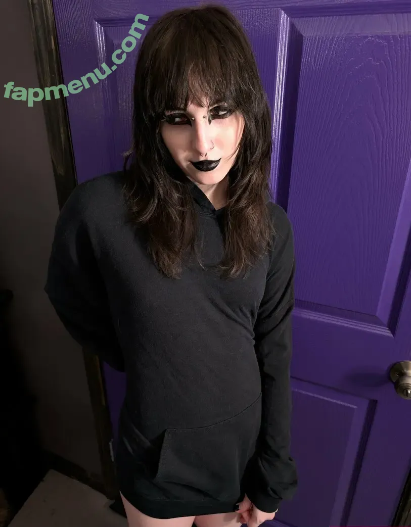 lyannaqt nude photo #0088 (LyannaaQT)