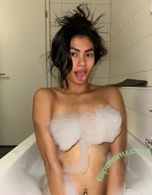 Lybrown / Ellamason / itslybrown nude photo #0014