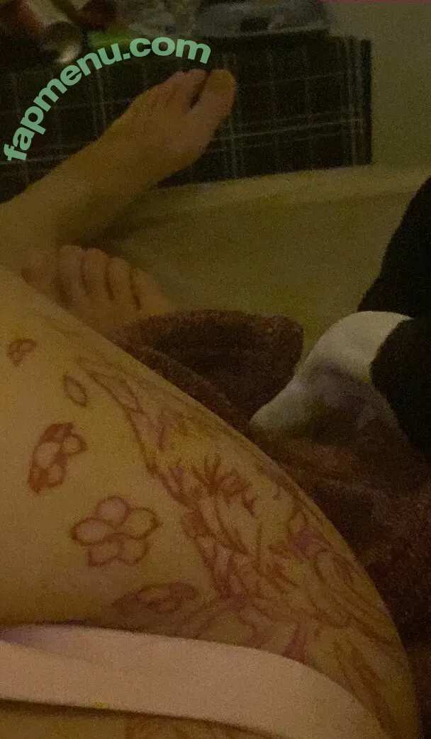 LycheeJinx nude photo #0008 (Shorkhub / _elliewe0831)