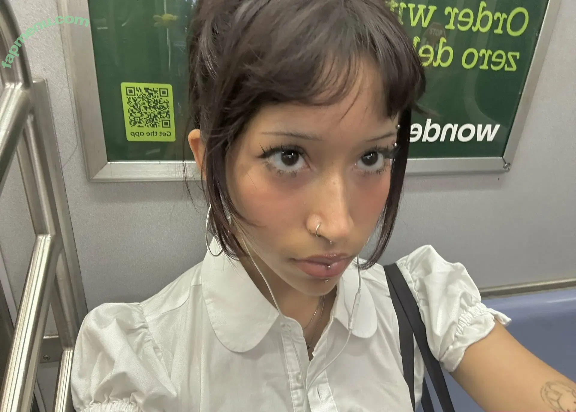 lycheenotes nude photo #0025 (anacompost)