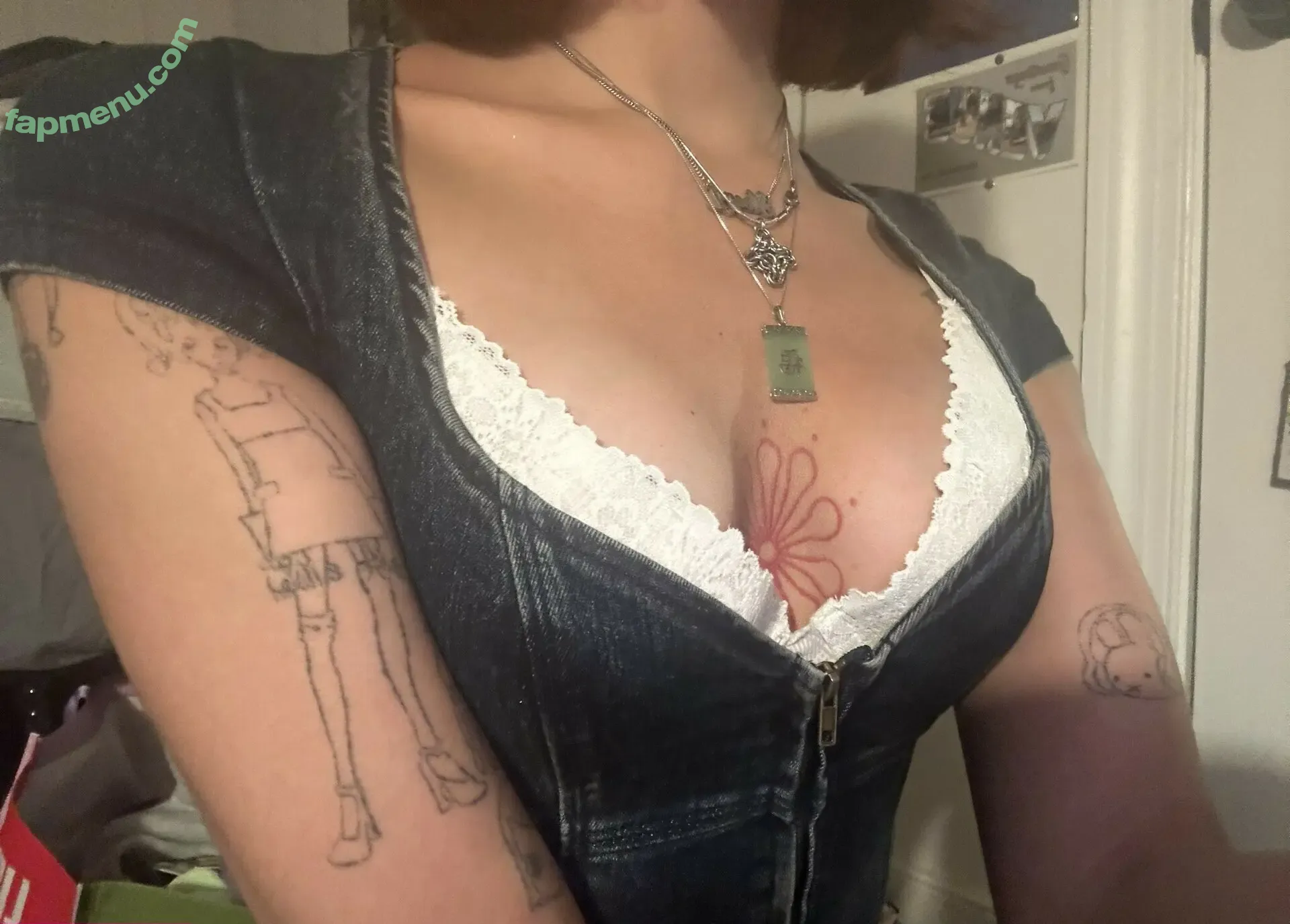 lycheenotes nude photo #0027 (anacompost)