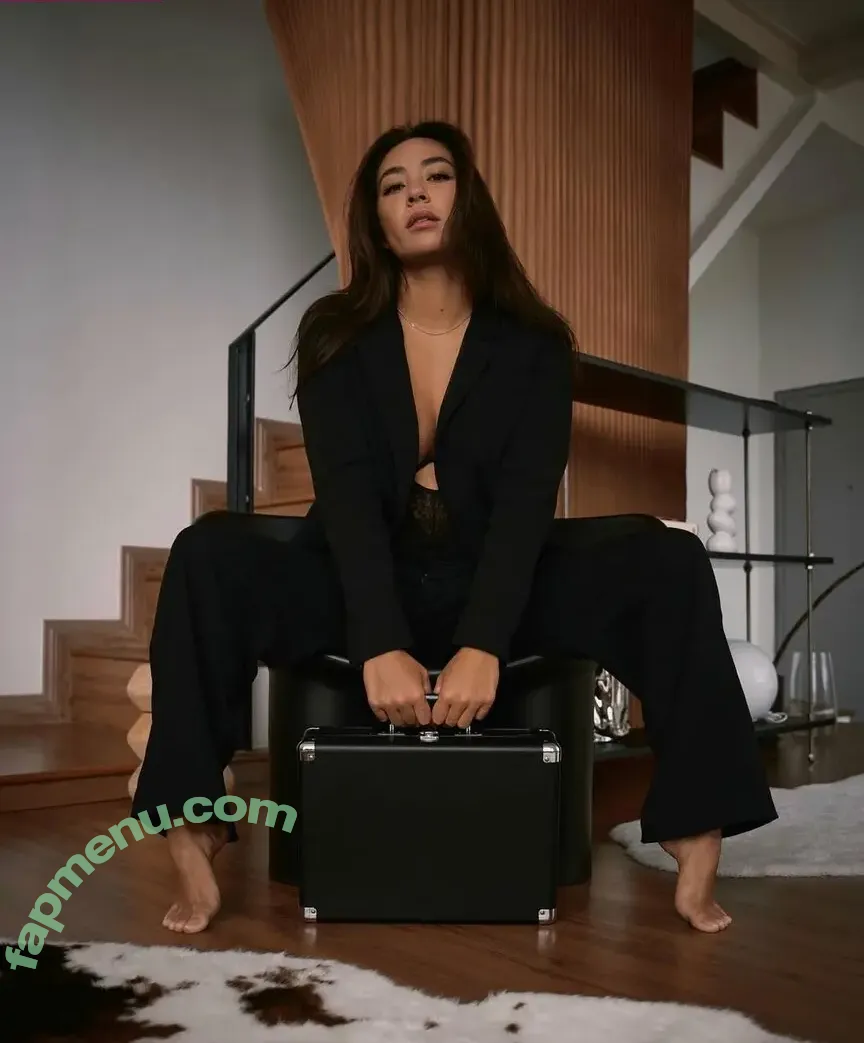 Lycia Calvet nude photo #0008 (lycia_calvet)