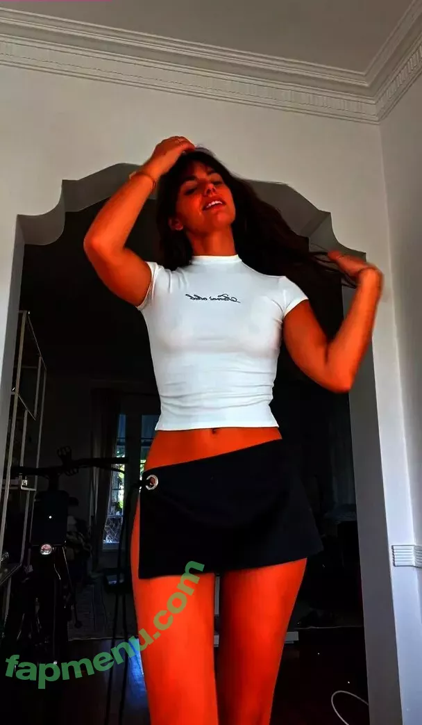 Lydia Campanelli nude photo #0086 (lvdiv)