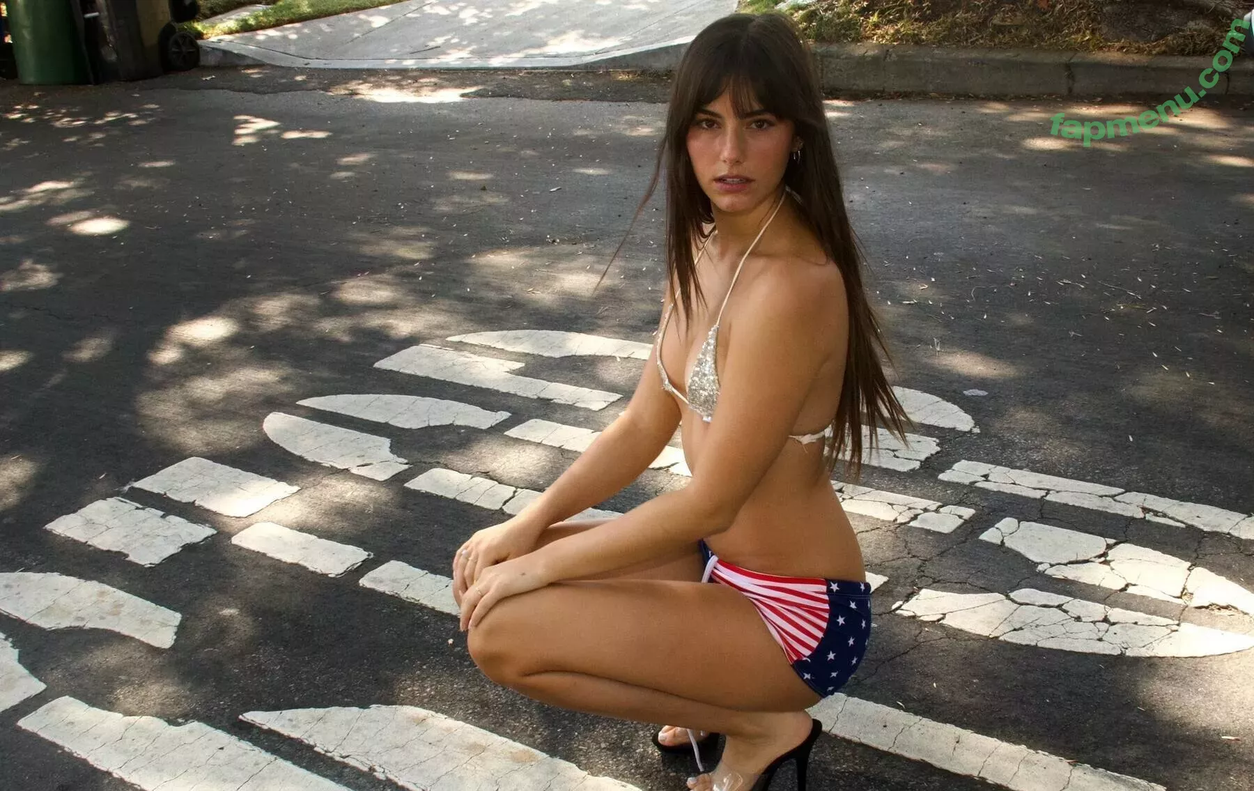 Lydia Campanelli nude photo #0101 (lvdiv)